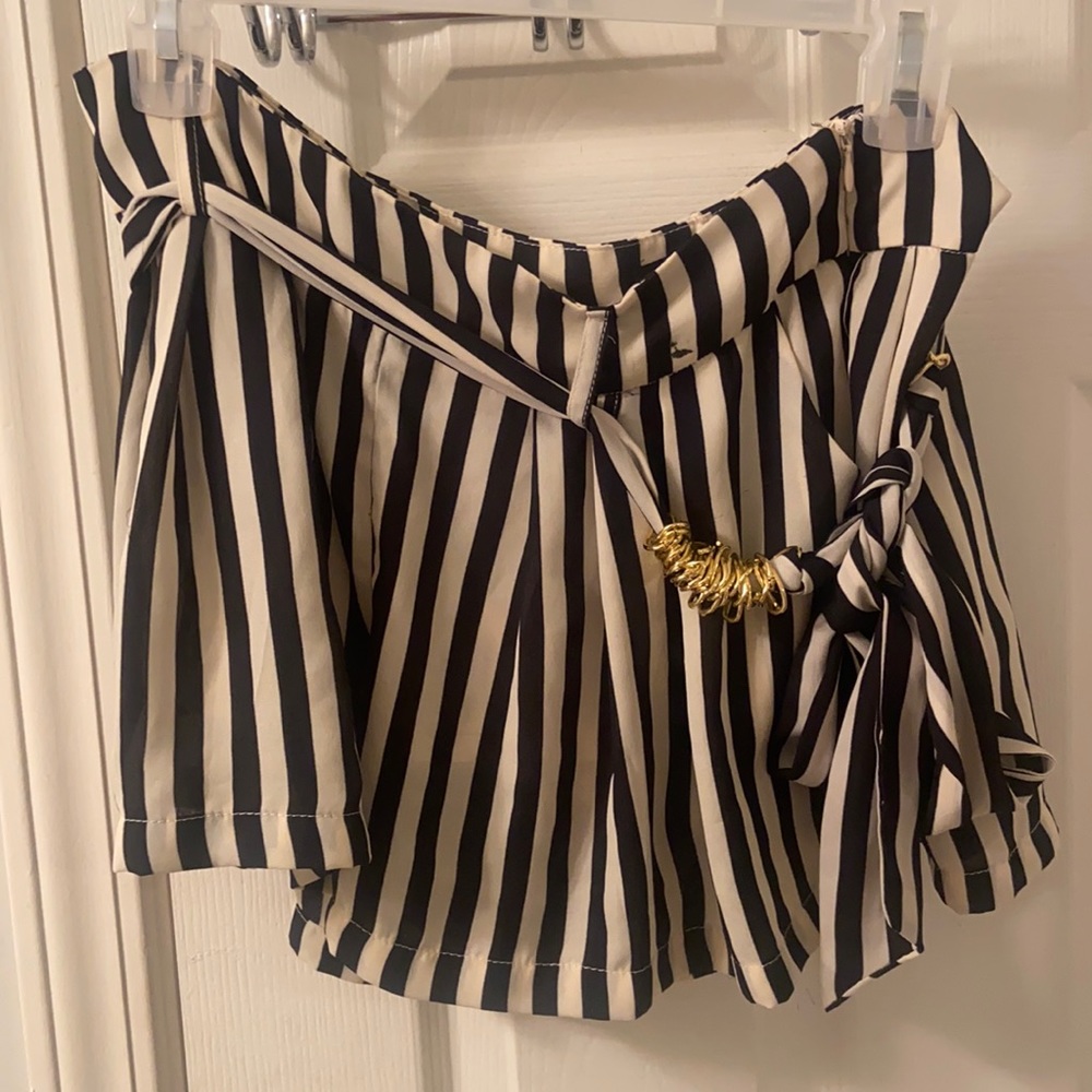 Black and White Stripped Flare Shorts